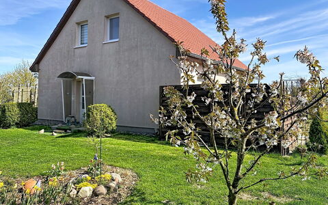 Ankerplatz: Maison, Arbuste, Chalet, Domicile, Toit, Jardin, Ferme, Pelouse, Cour, Arrière-Cour