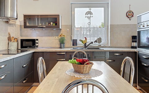 Ankerplatz: Meubles, Cuisine, Comptoir, Appareil De Cuisine, Cabinetry, Design Intérieur, Sol, Bois, Luminaire, Domicile