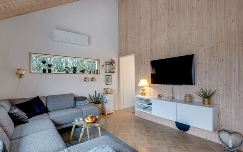 Fastulf - 1.2Km to the Fjord: Maison, Toit, Domicile, Chalet, Cabanon, Batiments Jardin, Siding, Cour, Cabane En Rondins, Cabane
