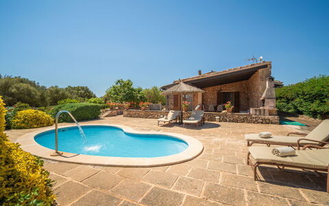 Casa Geranios: Bleu, Piscine, Mobilier De Jardin, Recours, Ombre, Chaise, Dalle, Eco Hôtel, Parapluie, Villa