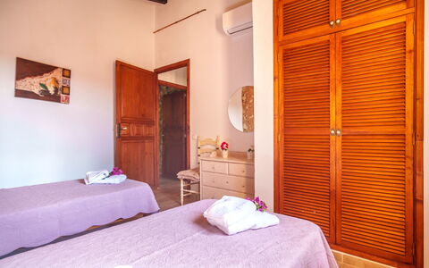 Casa Geranios: Sol, Appartement, Porte, Tache De Bois, Plafond, Chambre, Dur, Accueil Porte, Lit, Literie