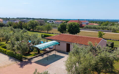 Villa Greta: Design Intérieur, Appartement, Balcon, Dur, Tache De Bois, Parquet, Balustrade, Daylighting, Hôtel, Appartement Penthouse