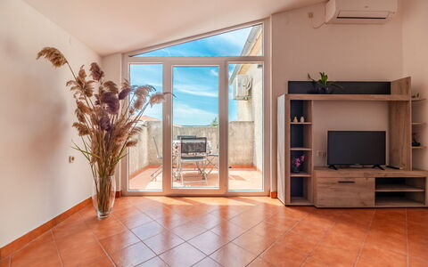 Kristalis: Design Intérieur, Appartement, Balcon, Dur, Tache De Bois, Parquet, Balustrade, Daylighting, Hôtel, Appartement Penthouse