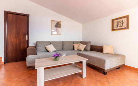 Kristalis: Design Intérieur, Appartement, Balcon, Dur, Tache De Bois, Parquet, Balustrade, Daylighting, Hôtel, Appartement Penthouse