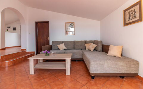 Kristalis: Design Intérieur, Appartement, Balcon, Dur, Tache De Bois, Parquet, Balustrade, Daylighting, Hôtel, Appartement Penthouse