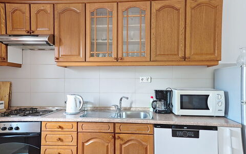 Nadalina: Design Intérieur, Appartement, Balcon, Dur, Tache De Bois, Parquet, Balustrade, Daylighting, Hôtel, Appartement Penthouse