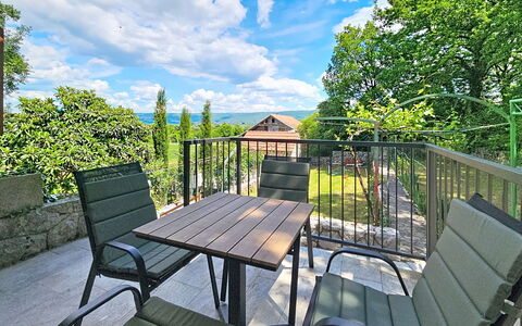 Orba: Design Intérieur, Appartement, Balcon, Dur, Tache De Bois, Parquet, Balustrade, Daylighting, Hôtel, Appartement Penthouse