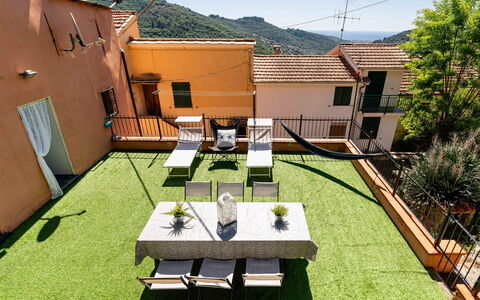 Paolina: Design Intérieur, Appartement, Balcon, Dur, Tache De Bois, Parquet, Balustrade, Daylighting, Hôtel, Appartement Penthouse