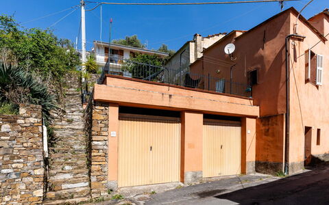 Paolina: Design Intérieur, Appartement, Balcon, Dur, Tache De Bois, Parquet, Balustrade, Daylighting, Hôtel, Appartement Penthouse