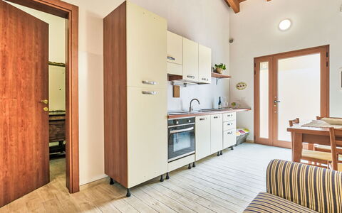 La Casa del Vino: Design Intérieur, Appartement, Balcon, Dur, Tache De Bois, Parquet, Balustrade, Daylighting, Hôtel, Appartement Penthouse