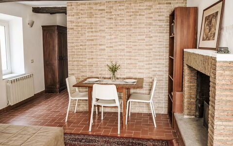 Casetta Belvedere: Design Intérieur, Appartement, Balcon, Dur, Tache De Bois, Parquet, Balustrade, Daylighting, Hôtel, Appartement Penthouse