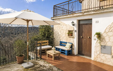 Casetta Belvedere: Design Intérieur, Appartement, Balcon, Dur, Tache De Bois, Parquet, Balustrade, Daylighting, Hôtel, Appartement Penthouse