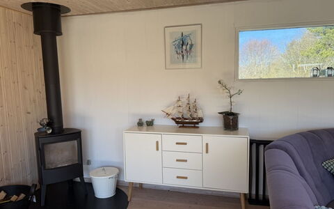 Haley - 380M from the Sea: Sol, Bois, Design Intérieur, Sol, Meubles, Éclairage, Pièce, Électroménager, Parquet, Tache De Bois