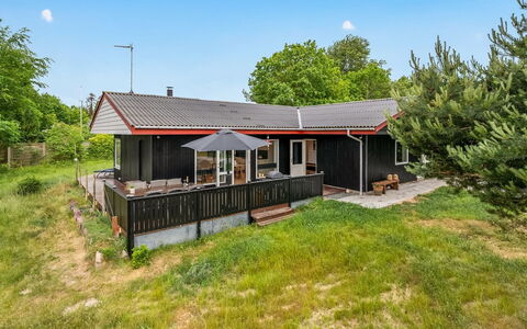 Aischa - 1.5Km from the Sea: Recours, Piscine, Biens, Ombre, Aménagement Paysager, Eco Hôtel, Hôtel, Villa