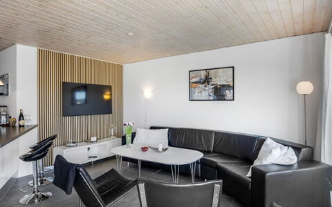 Arise - 700M from the Sea: Recours, Piscine, Biens, Ombre, Aménagement Paysager, Eco Hôtel, Hôtel, Villa