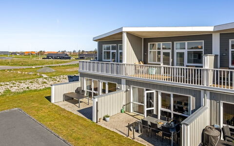 Arise - 700M from the Sea: Recours, Piscine, Biens, Ombre, Aménagement Paysager, Eco Hôtel, Hôtel, Villa