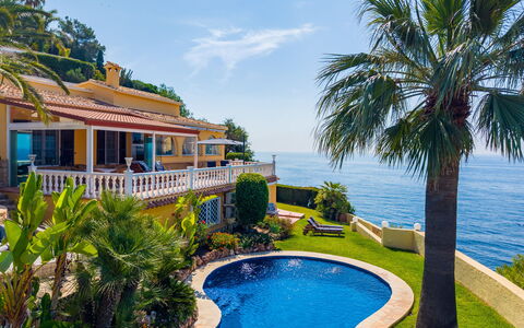Horizonte: Recours, Piscine, Biens, Ombre, Aménagement Paysager, Eco Hôtel, Hôtel, Villa