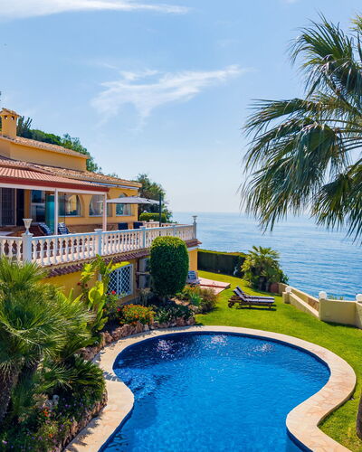 Horizonte: Recours, Piscine, Biens, Ombre, Aménagement Paysager, Eco Hôtel, Hôtel, Villa