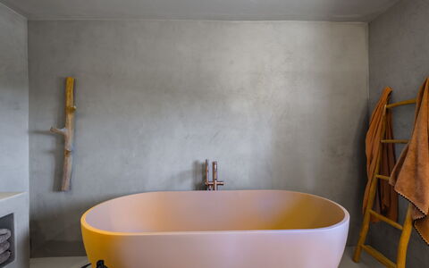 Prana: Luminaire Plomberie, Plomberie, Baignoire, Céramique, Salle De Bains, Marbre, Tuile, Plâtre