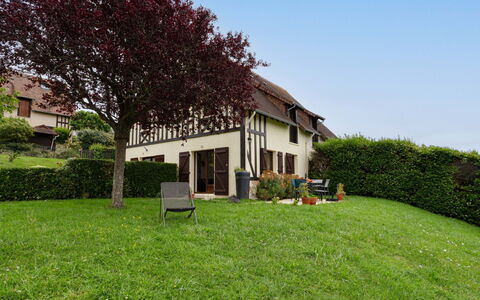 Les Ducs de Normandie: Recours, Piscine, Biens, Ombre, Aménagement Paysager, Eco Hôtel, Hôtel, Villa