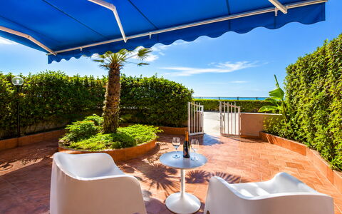 Il Favollo: Recours, Eco Hôtel, Ombre, Mobilier De Jardin, Piscine, Hôtel, Balcon, Plante D'Appartement