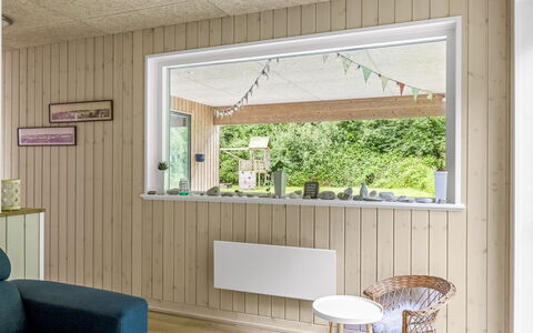 Anabel - 800M from the Sea: Bois, Design Intérieur, Sol, Sol, Meubles, Pièce, Parquet, Plafond, Dur, Salon