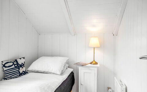 Ragnborg - 700M from the Sea: Chambre, Bois, Lit, Design Intérieur, Drap De Lit, Sol, Sol, Literie, Linge, Plafond
