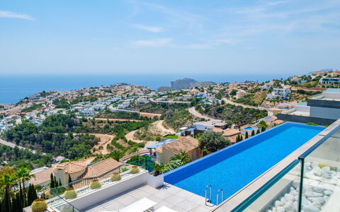 Blue Infinity i: Piscine, Recours, Domicile, Eco Hôtel, Biens, Patio, Villa, Cour, Conception, Mobilier De Jardin