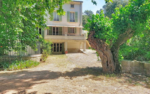 Chateau Payan: Piscine, Recours, Domicile, Eco Hôtel, Biens, Patio, Villa, Cour, Conception, Mobilier De Jardin