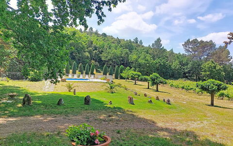 Chateau Payan: Piscine, Recours, Domicile, Eco Hôtel, Biens, Patio, Villa, Cour, Conception, Mobilier De Jardin