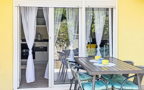 Novigrad (Istra) 142: Piscine, Recours, Domicile, Eco Hôtel, Biens, Patio, Villa, Cour, Conception, Mobilier De Jardin