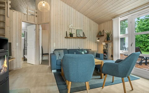 Eikka - from the Sea: Design Intérieur, Sol, Meubles, Bois, Sol, Plafond, Pièce, Salon, Parquet, Domicile