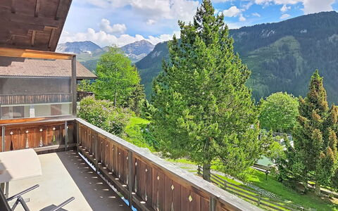 Casa Peist: Chaîne De Montagnes, Station De Montagne, Porche, Balcon, Vallée, Eco Hôtel, Alpes, Crête, Village De Montagne