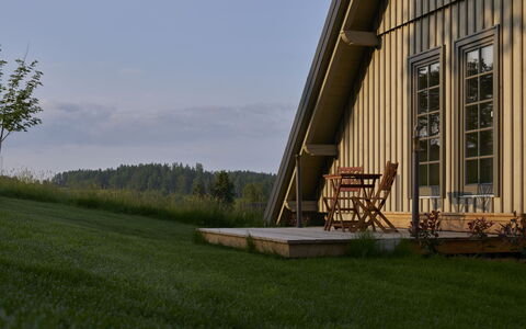 Dva: Balcon, Villa