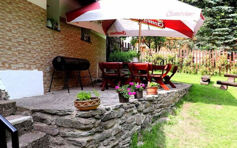 U Tří Medvědů: Balcon, Villa