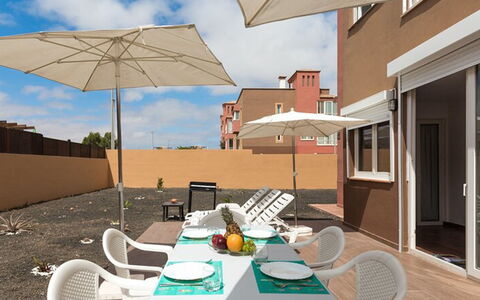 Flor del Atlantico: Balcon, Villa