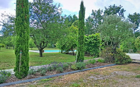 Mouleron: Balcon, Villa