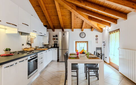 Nido nel Vicolo: Balcon, Villa