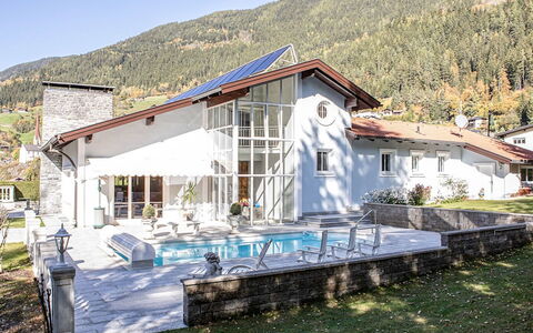 Villa 10: Piscine, Architecture, Maison, Toit, Zone Résidentielle, Domicile, Chalet, Biens, Recours, Chaîne De Montagnes