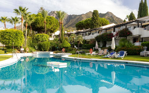 Ca Maestral: Recours, Piscine, Eco Hôtel, Hacienda, Aménagement Paysager, Ombre, Hôtel, Ville Resort, Thermes