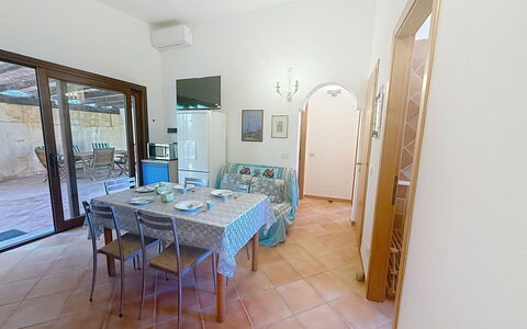 Villa del Mare: Design Intérieur, Sol, Sol, Plafond, Appartement, Ombre, Chaise, Luminaire, Lampe, Plante D'Appartement