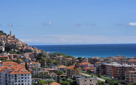 Villa Pineta della Rovere: Jour, Ville, Horizon, Zone Résidentielle, Mer, Côte, Cotiers Et Relief Océaniques, Établissements Humains, Océan, Attraction Touristique