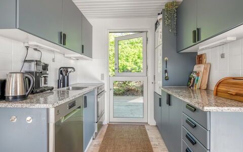 Blagica - 600M from the Sea: Cuisine, Appareil De Cuisine, Principaux Appliance, Comptoir, Design Intérieur, Sol, Meubles, Cuisinière, Cabinetry, Électroménager