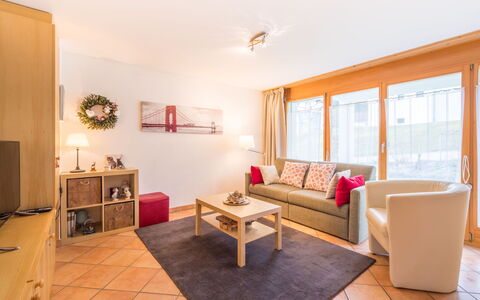 Val Mulin 14.1: Design Intérieur, Sol, Meubles, Sol, Plafond, Canapé, Pièce, Salon, Appartement