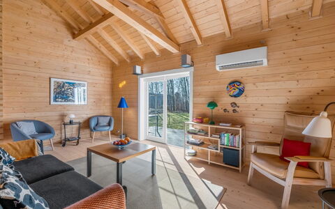 Taija - 200M to the Fjord: Bois, Domicile, Chalet, Porte, Siding, Cabane En Rondins, Plafond, Tache De Bois, Dur, Batiments Jardin