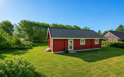 Taija - 200M to the Fjord: Herbe, Toit, Chalet, Pelouse, Batiments Jardin, Cabanon, Ferme, Cour, Jardin, Aménagement Paysager