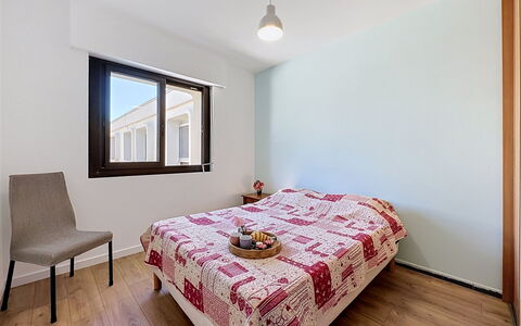 Aigo Sau 3: Design Intérieur, Sol, Lit, Sol, Chambre, Mur, Pièce, Bois, Plafond, Drap De Lit