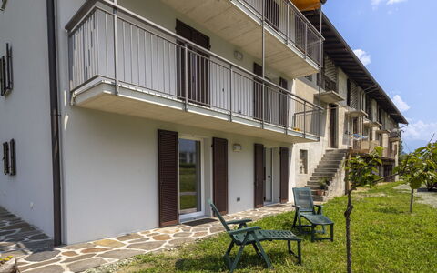 Isola Verde Garden Home: Balcon, Appartement, Porche, Ombre, Dur, Villa, Balustrade, Cour