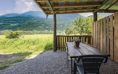 Isola Verde Garden Home: Montagnes Relief, Colline, Montagne, Porche, Zone Rurale, Lot Terre, Chaîne De Montagnes, Station De Montagne, Chalet, Vallée