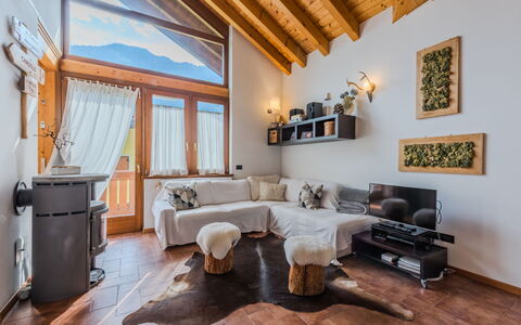 Giglio: Bois, Meubles, Domicile, Design Intérieur, Maison, Pièce, Plafond, Appartement, Salon, Chalet